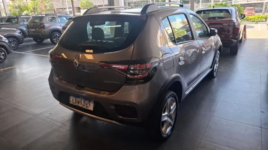 Renault Stepway Zen Flex 1.6 16V Mec. 2024 - Foto 4
