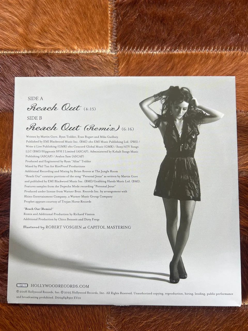Hilary Duff - Reach Out (urban outfitters exclusive) Single Vinil  - Foto 3