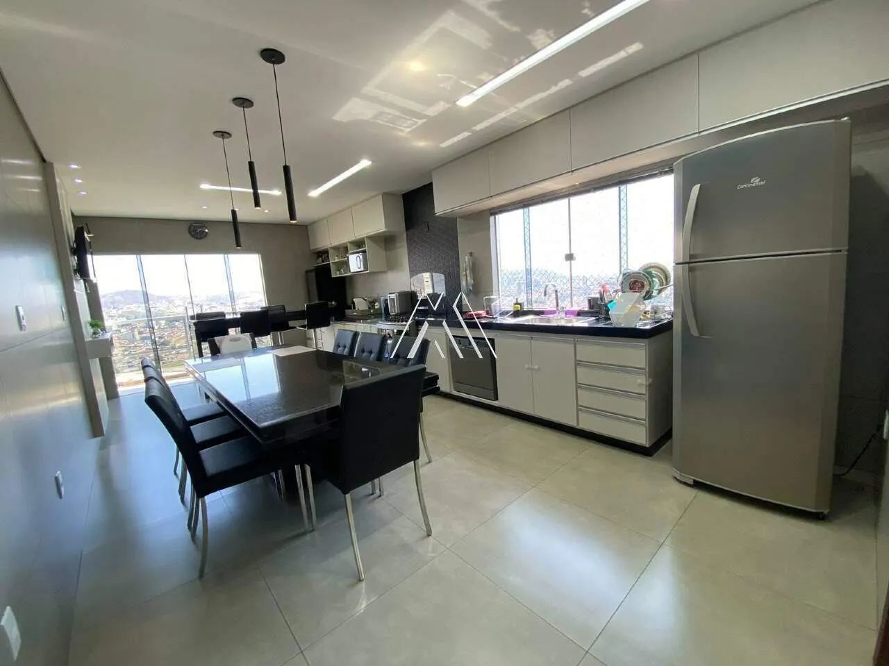 Vendo apartamento em Itaúna com excelente localização! - Foto 2