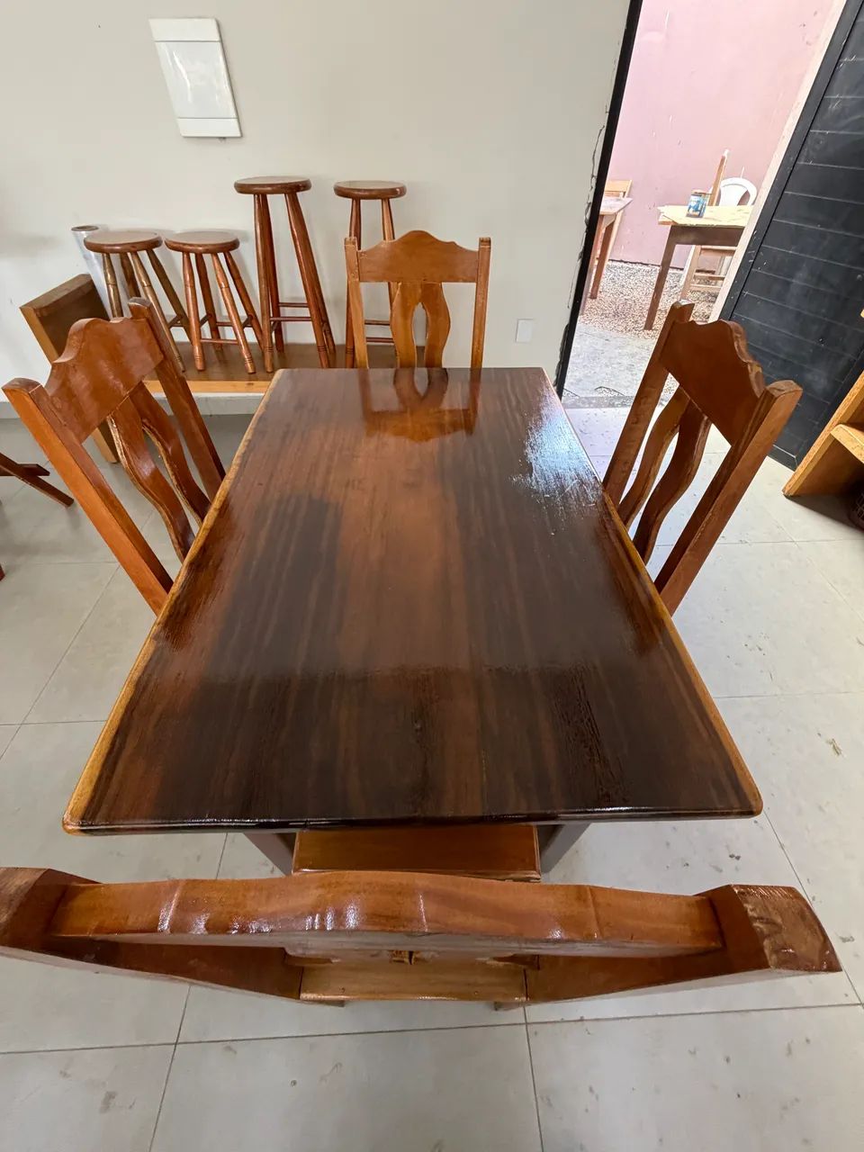 Conjunto mesa maciça + cadeira  - Foto 4