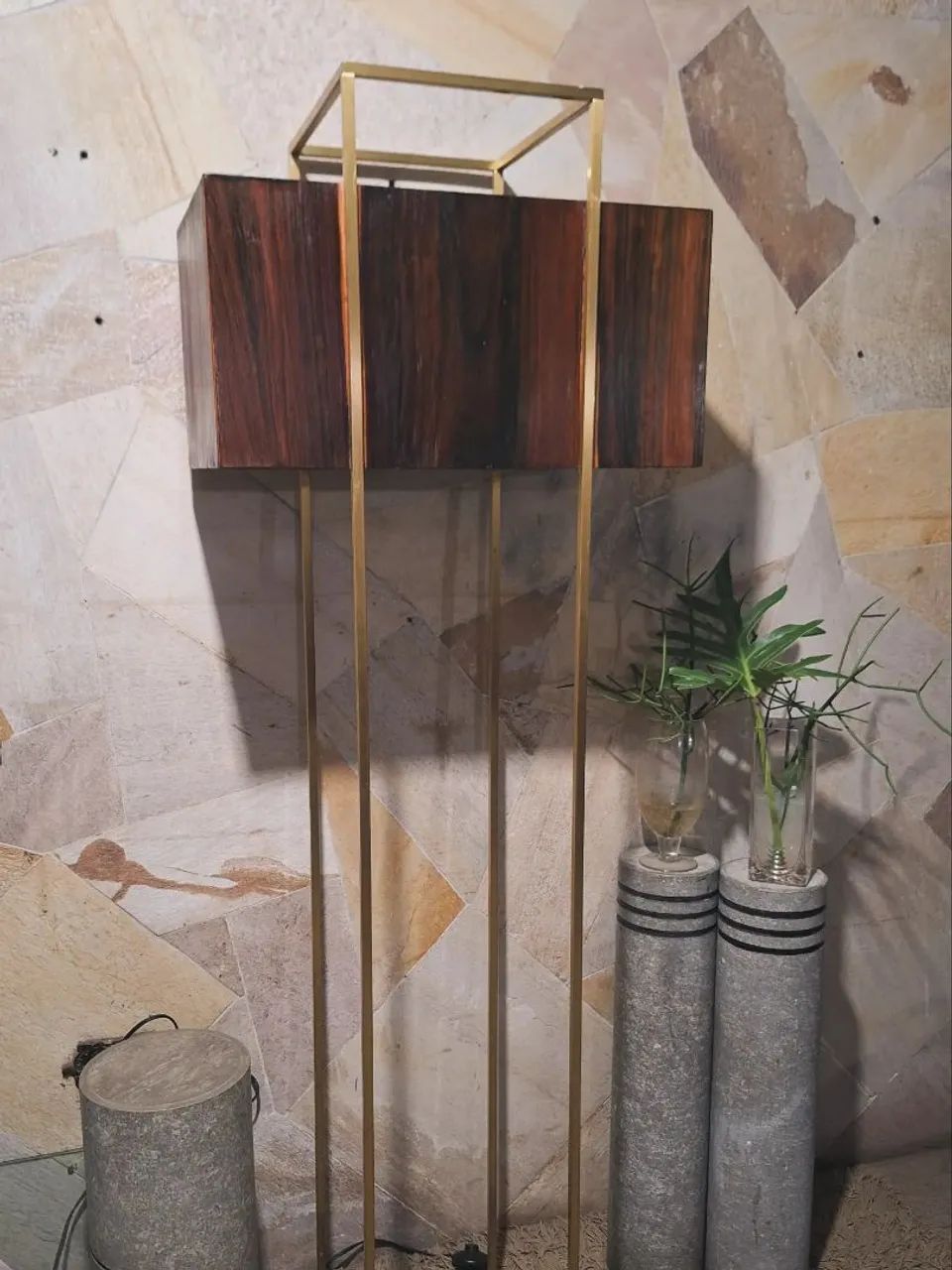 Luminária de piso - Foto 2