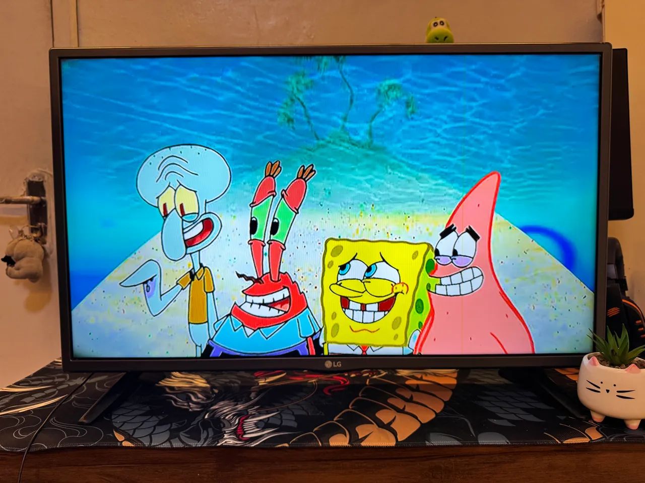 Vendo Tv LG 32P Smart  - Foto 4