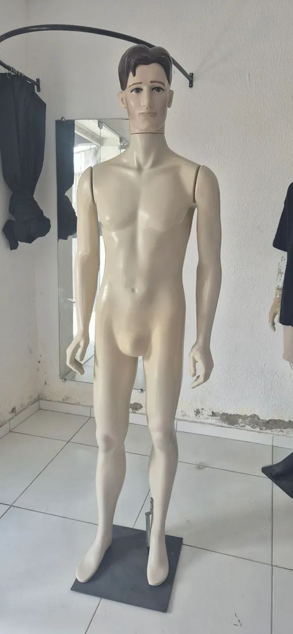 2 Manequim masculino