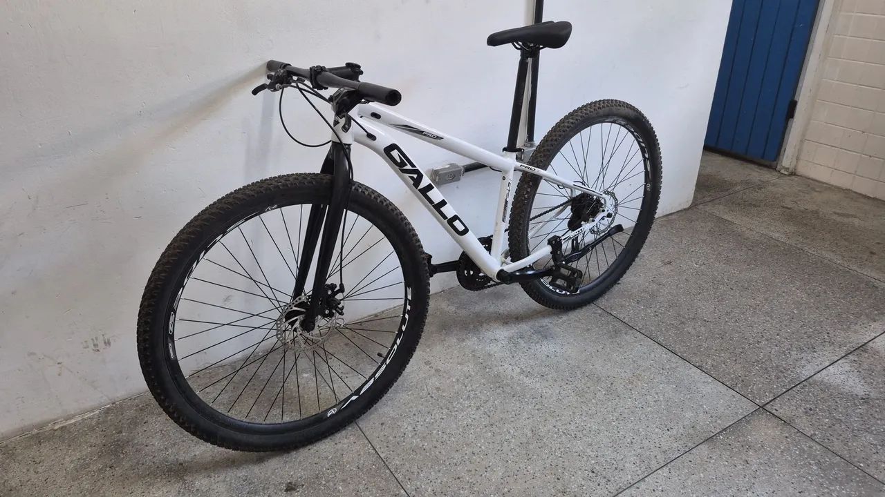 Bicicleta seminova aro 29 - Foto 2