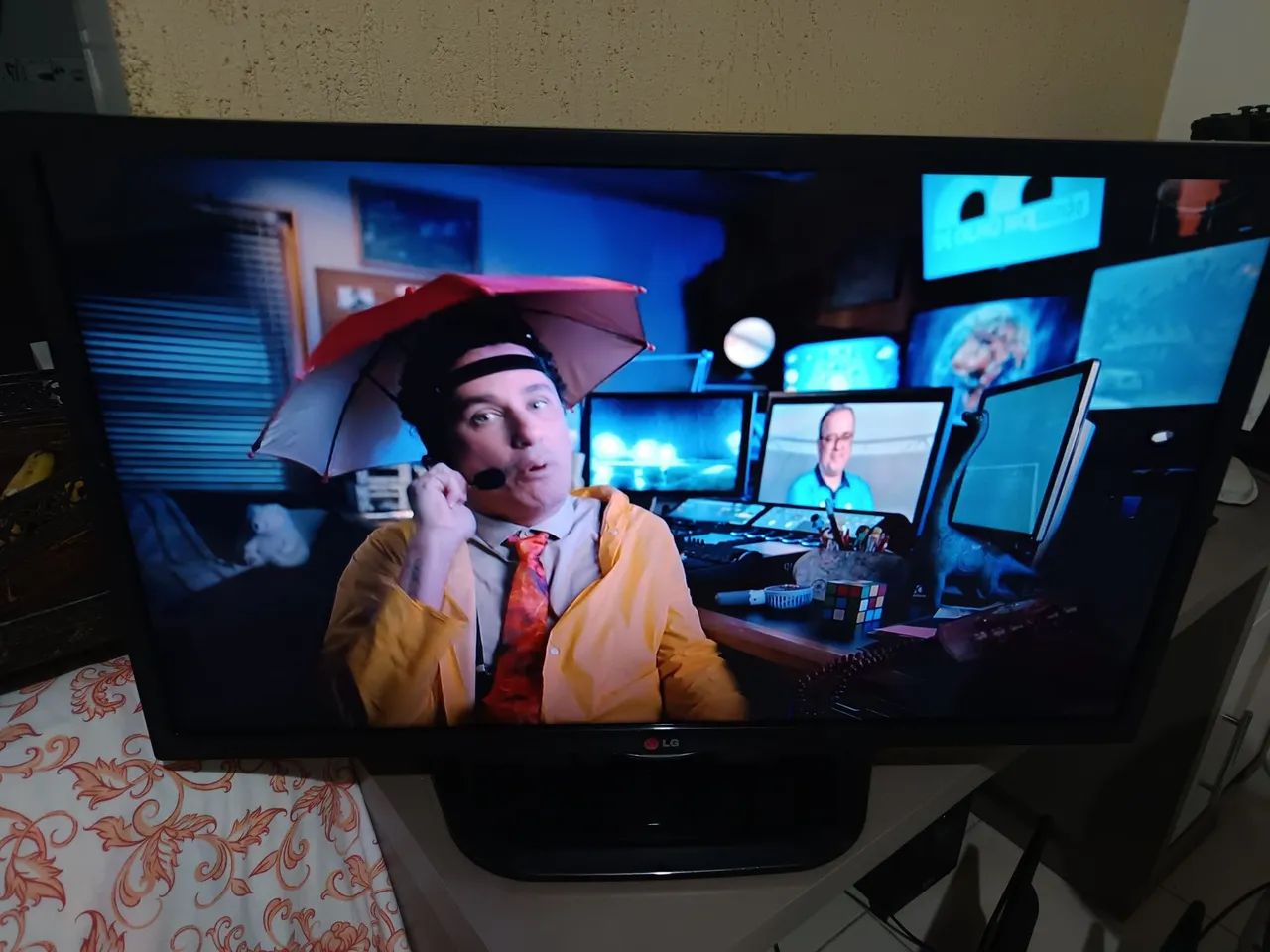Tv LG de 32 polegadas não e smart - Foto 3