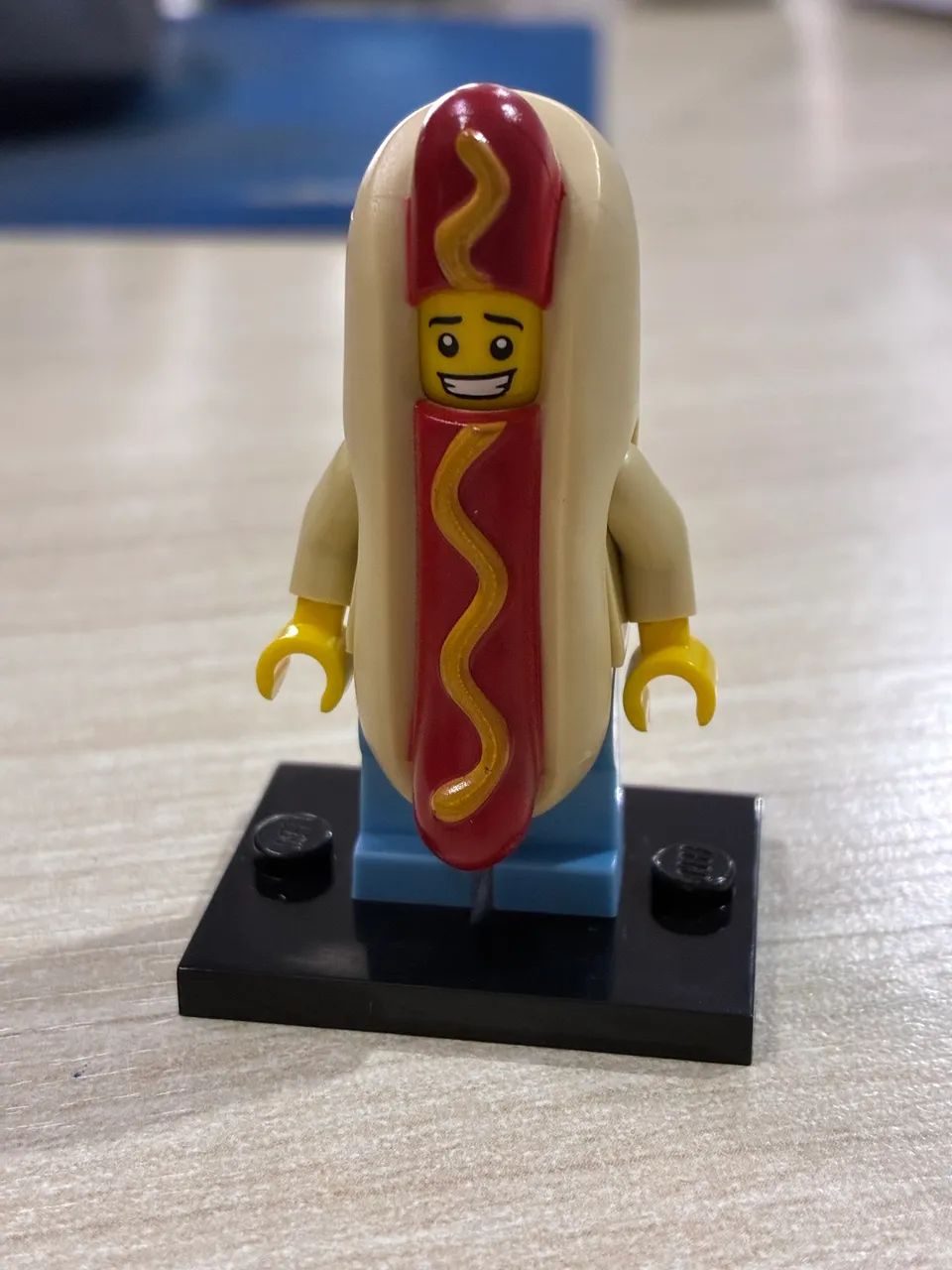 Lego Minifigure Hot Dog Man Series 13 