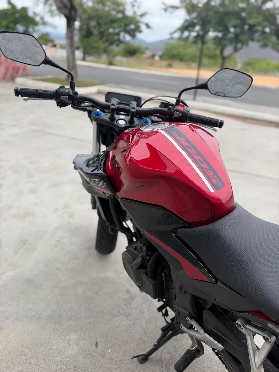 HONDA CB500F