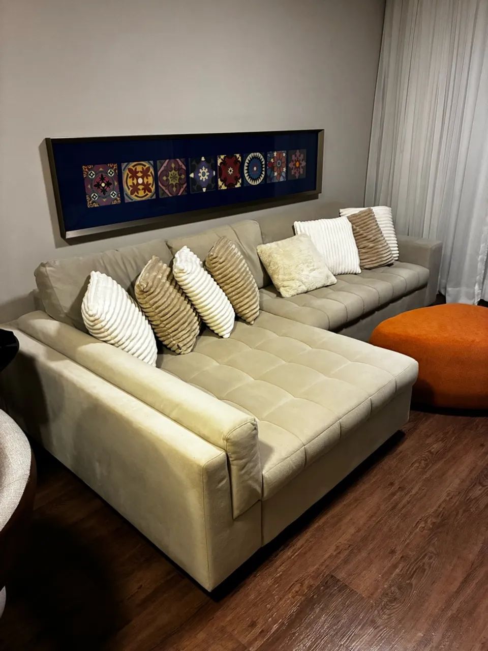 Sofá chaise off-white - Foto 4