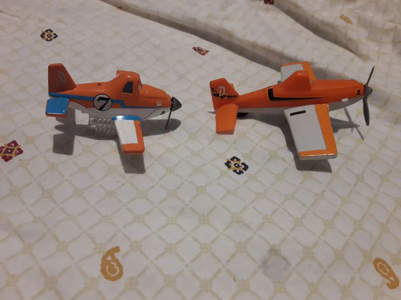 2 aviões de brinquedo - Foto 4