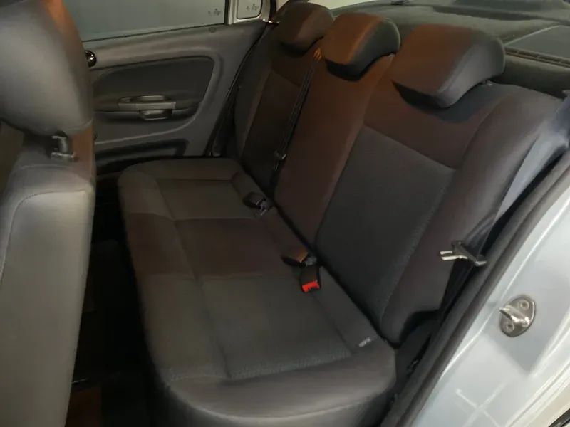 Volkswagen Voyage 1.0 Flex 12V 4p, foto 15 de 19