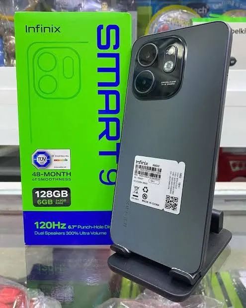 Celular Infinix Smart 9 ( 4GB/128GB ).  - Foto 2