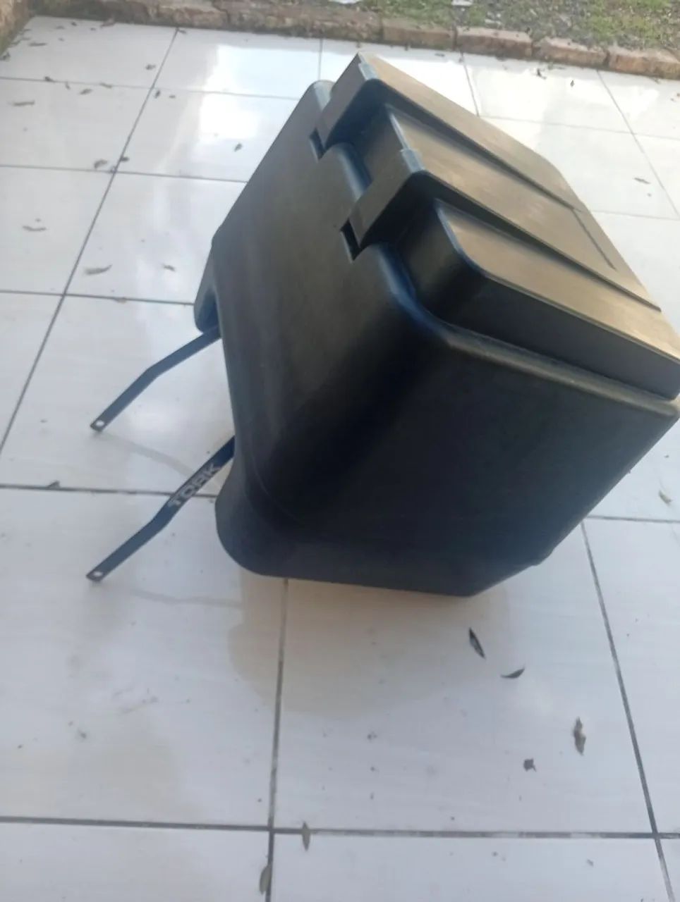 Baú de moto 80 litros com suporte  - Foto 2