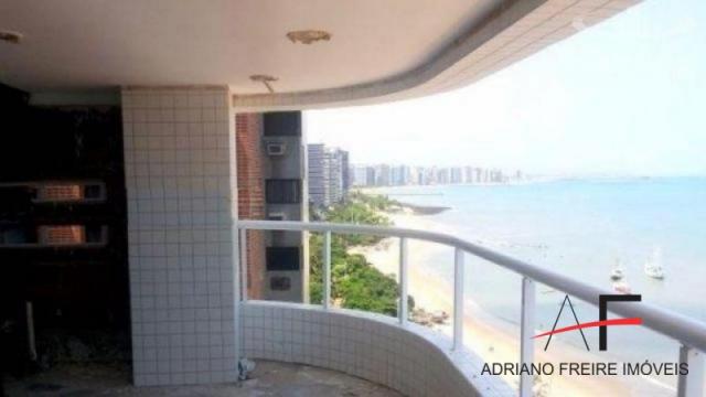 Apartamento de alto padrão na Beira Mar, com 4 suítes