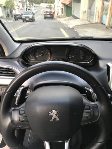 Peugeot 208 - Foto 7
