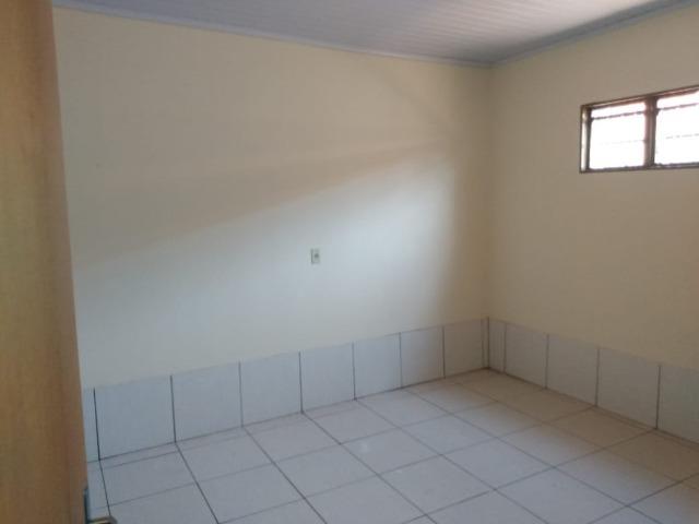 Casa 03 qtos c/ barracão Jd. Colorado - Foto 11