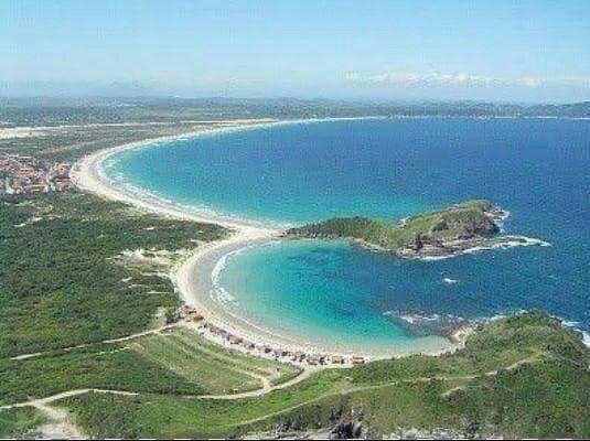 Alugo casa para temporada na Praia do Pero - Cabo Frio Rj