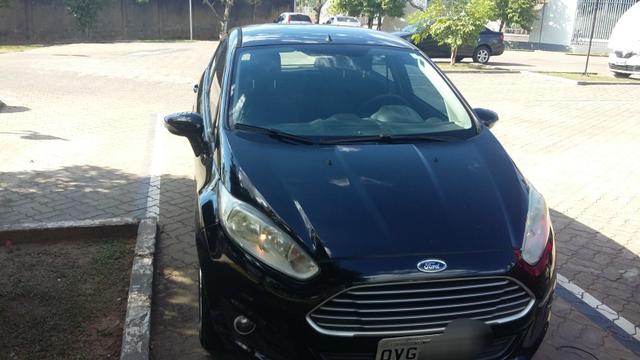 New Fiesta Hatch. Carro da Família. - Foto 6