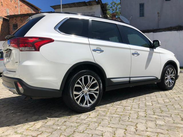 Outlander 2016, 2.2 Diesel, 4x4, 7 lugares. TODAS AS REVISÕES NA CONCESSIONÁRIA!!! - Foto 6