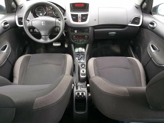 Peugeot 207 1.6 automático 2010/2011 - Foto 5