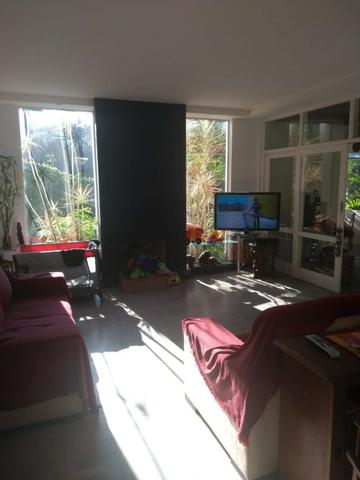 Ótima Casa 4 quartos , sendo 3 suítes - no Retiro em Petrópolis -RJ - Foto 7