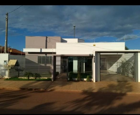 Casa de 165 m² com área gourmet e piscina em Espigão D' Oeste/Rondônia