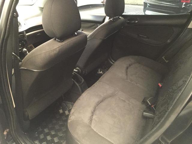 Peugeot 207 1.4 XR - Repasse | Abaixo FIPE - Foto 5