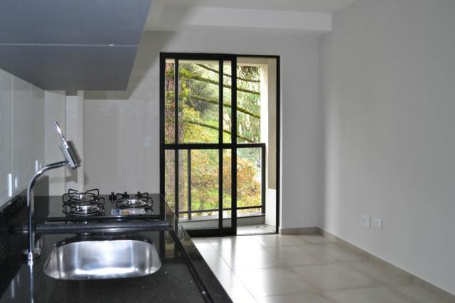 Apartamento Semi Mobiliado 1 Dormitórios no Bacacheri em Curitiba - Foto 6