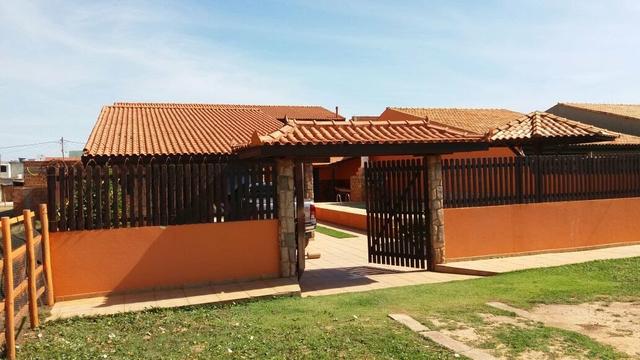 Casa Grussai 6 quartos