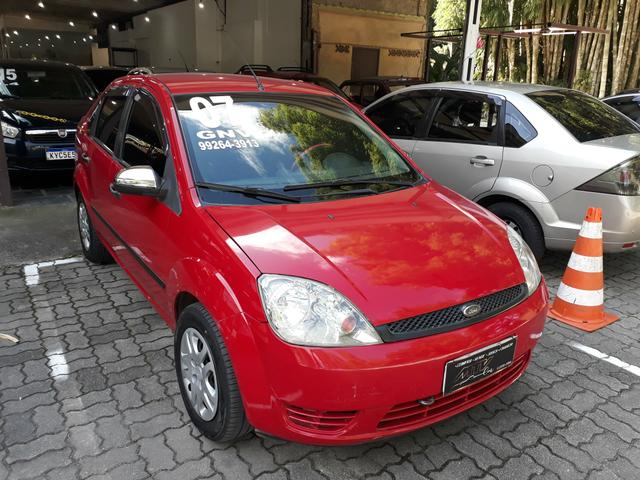 FIESTA SEDAN 07 Vermelho 1.6 GNV completp