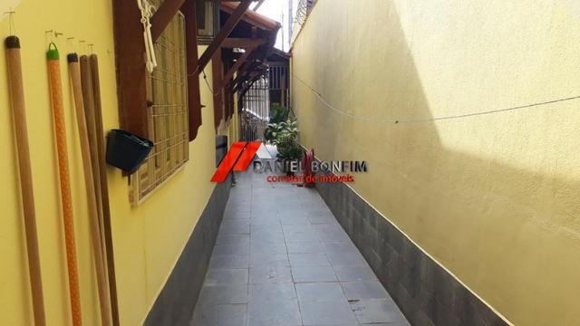 02 casas edificadas em lote de 360 m2 - no bairro N.S das Graças - Foto 17