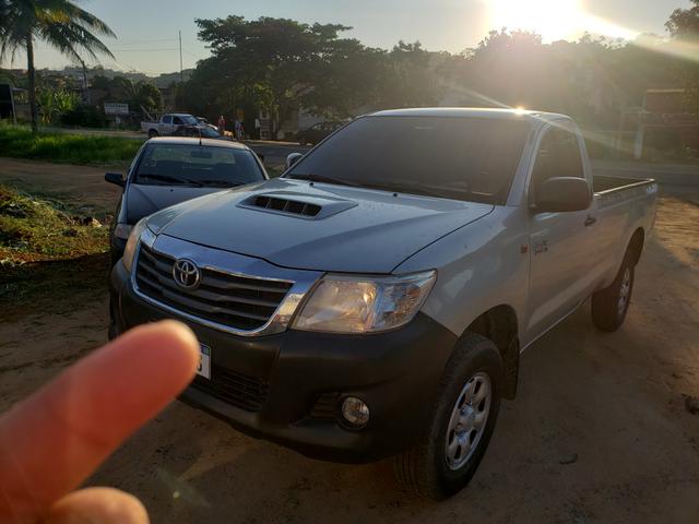 HILUX Car.Aberta ano 2013