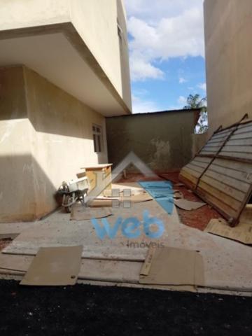 Uberaba, sobrado, três quartos, duas suítes, garagem, terraço. - Foto 5