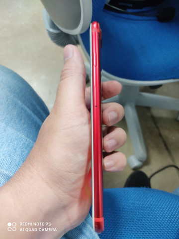 IPhone 7 Plus Red *Novíssimo - Foto 2