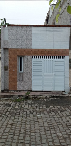 Vendo essa casa no povoado Lagoa Redonda