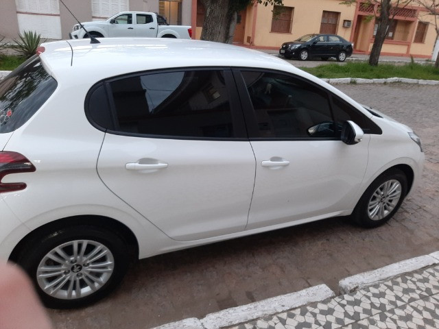 Peugeot 208 active pack 2019 - Foto 10
