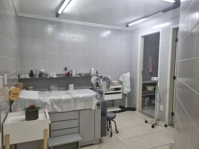 Consultório médico completo com recepção e três salas, Imbetiba Macaé RJ! - Foto 2