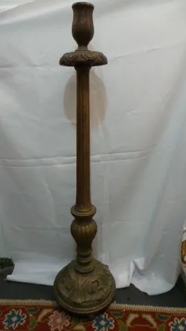 Tocheiro de chão antigo em madeira nobre todo entalhado dos anos 60 linda peça!! - Foto 5