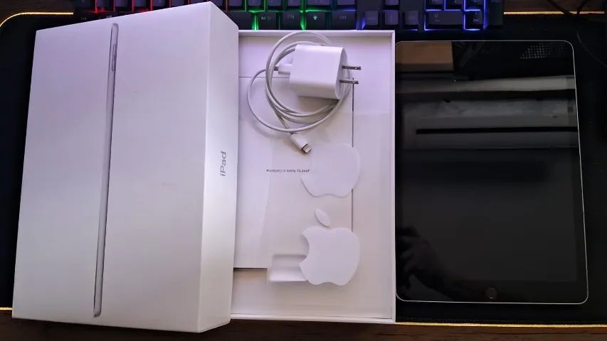 iPad 9ª Geração 64GB Wi-Fi + Acessórios - Excelente Estado