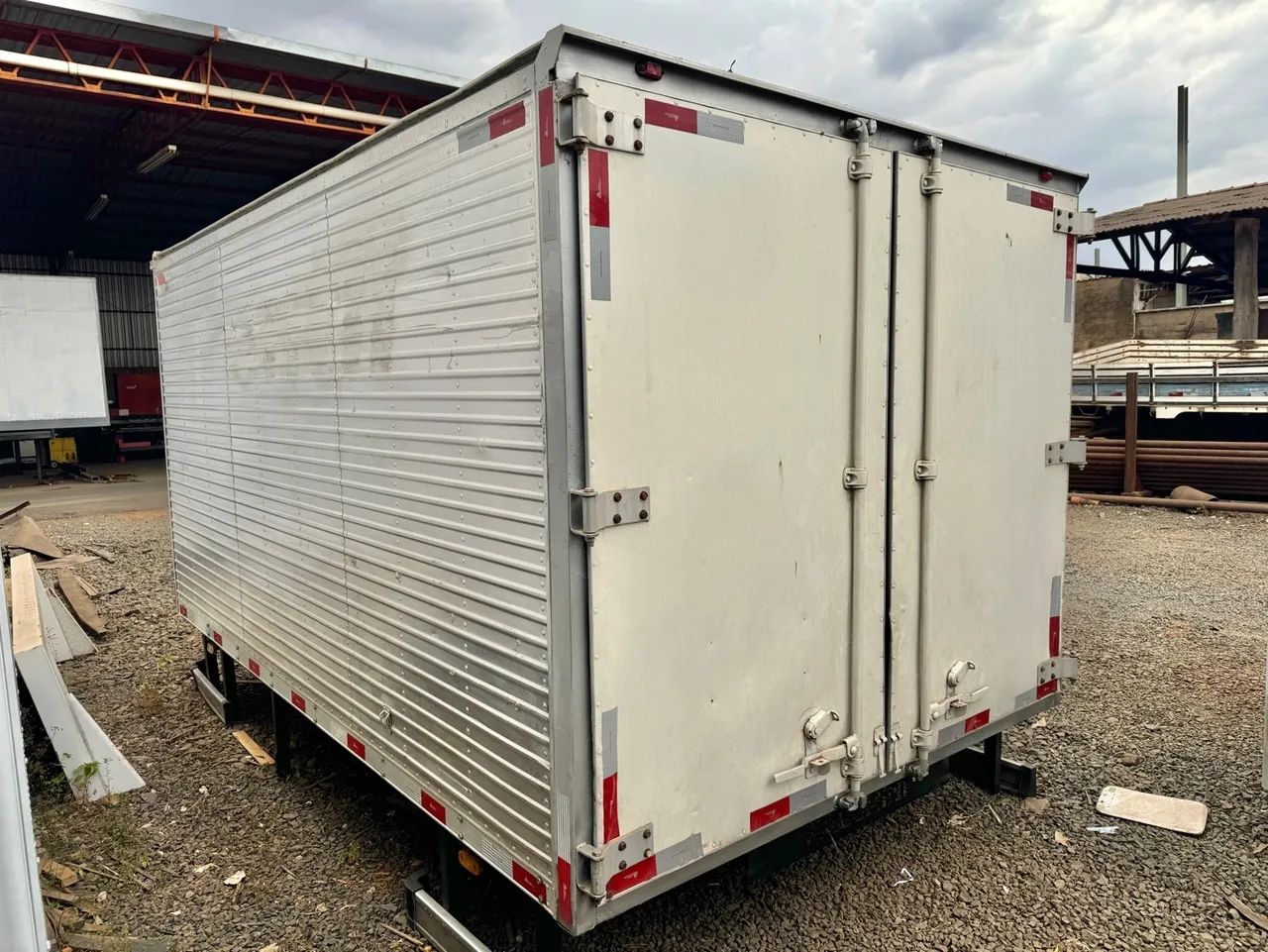 BAU ALUMINIO FACCHINI VUC