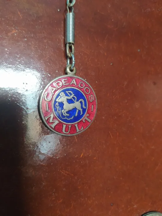 Chaveiro antigo Cadeados Mult