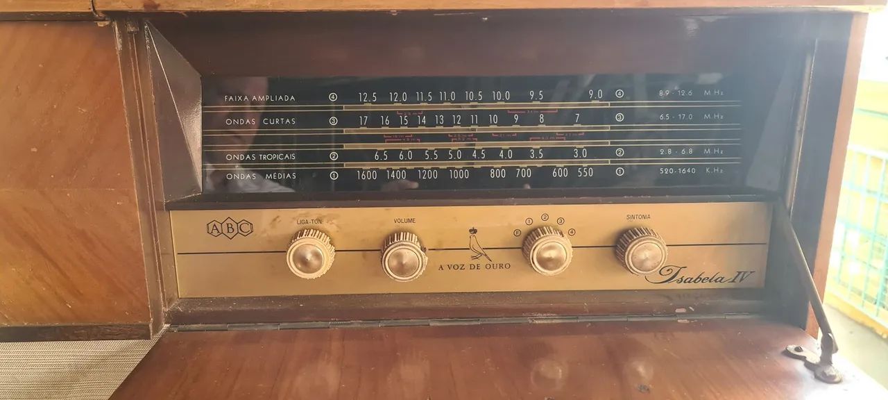 Som Vintage - Toca-discos e Rádio - Foto 4