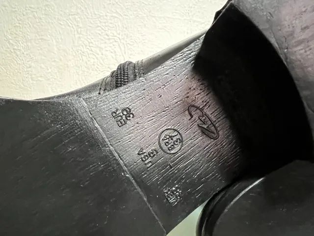 Bota cano longo em couro tamanho 37 - Foto 2