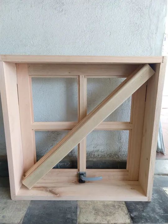 Janela maxiar madeira 50x50cm - Foto 3