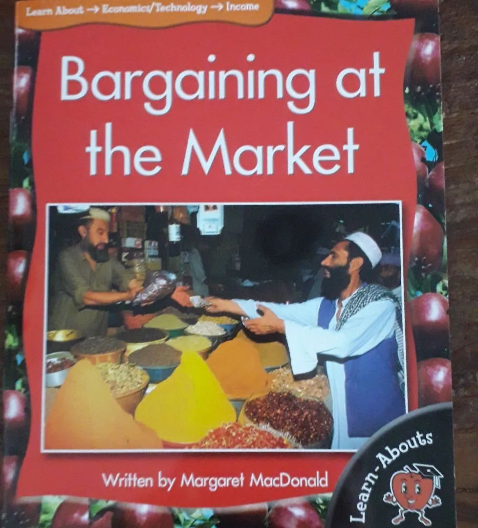 4 livros em perfeito estado! Faça sua oferta! - Foto 3