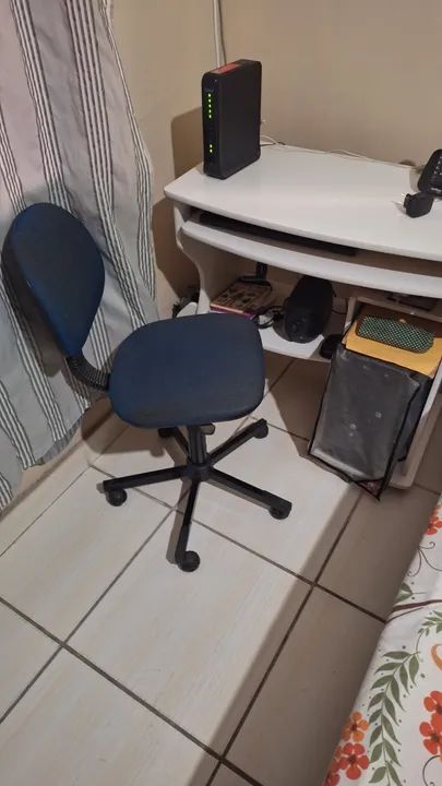 Linda mesa para computador  - Foto 6