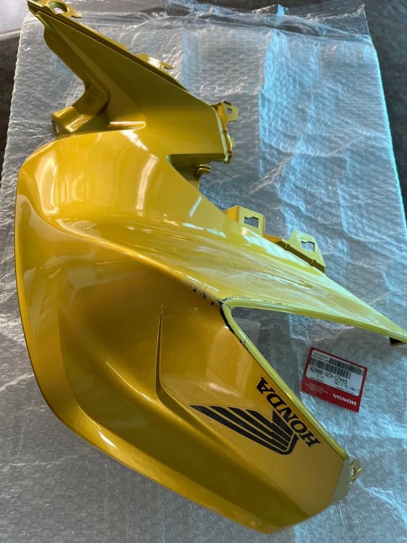 Tanque esquerdo CB Twister 300F