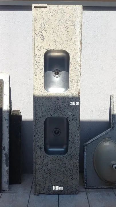 PIA DE GRANITO, 2 CUBAS ( 2,00X0,50cm) usada