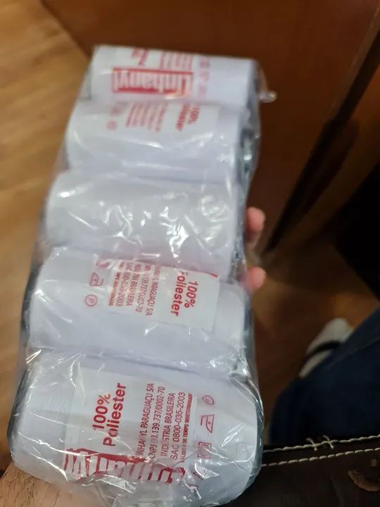 5 tubos de linha branca para costura 4570 m maquina reta 120  mar a linhanyl - Foto 4