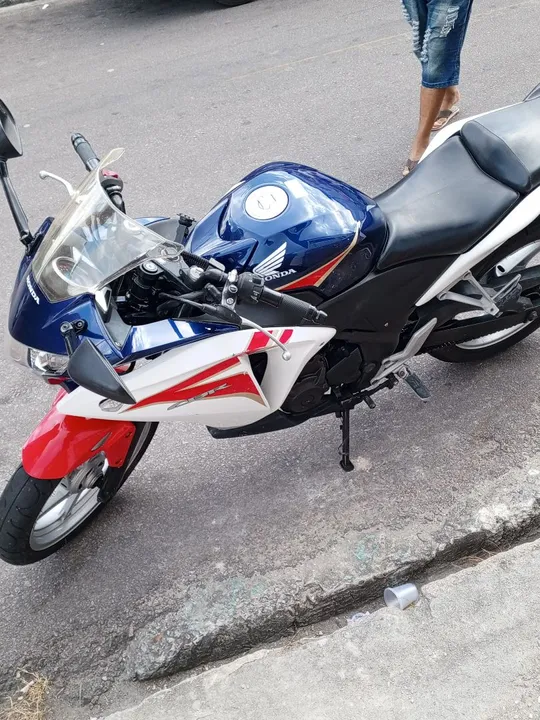 Honda CBR 250R - Impecável! Valor 14mil