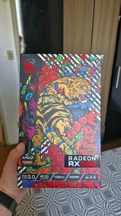 Placa de Video AMD Radeon RX 550 4 GB